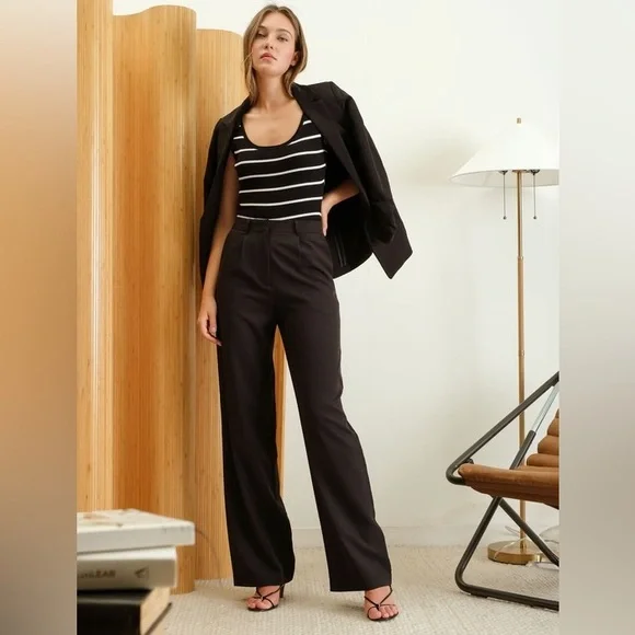 SOLD OUT 927. Stripe Knit Bodysuit in Black - Picture 5 of 7